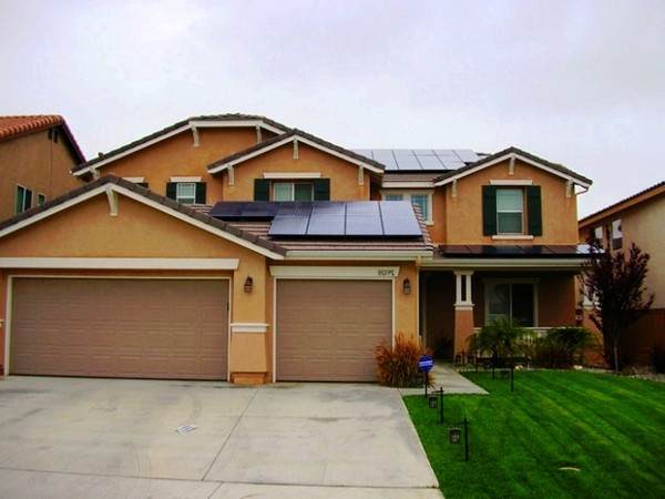 roof tile installer for custom homes in Woodland Hills